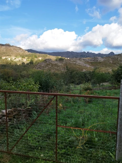 Moradia T0 para Venda em Castro Laboreiro e Lamas de Mouro