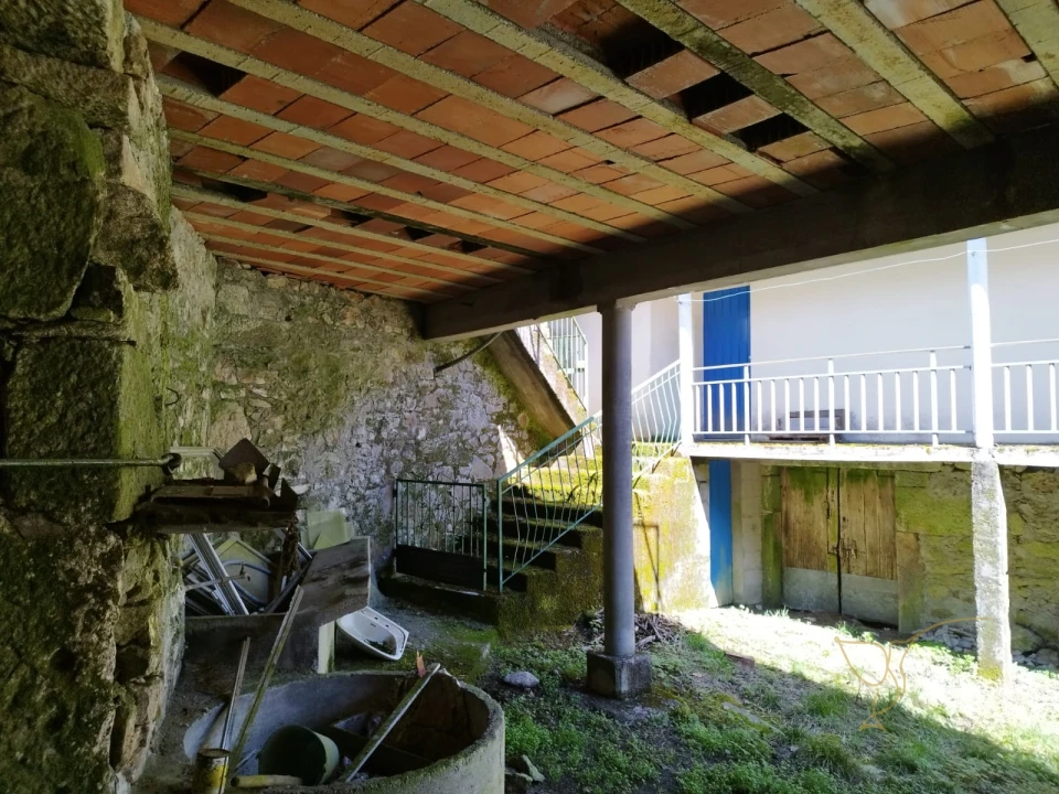 Moradia T0 para Venda em Castro Laboreiro e Lamas de Mouro Foto 26