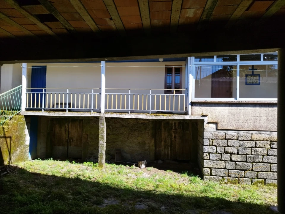 Moradia T0 para Venda em Castro Laboreiro e Lamas de Mouro Foto 1