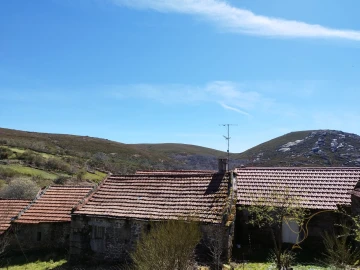 Moradia T0 para Venda em Castro Laboreiro e Lamas de Mouro