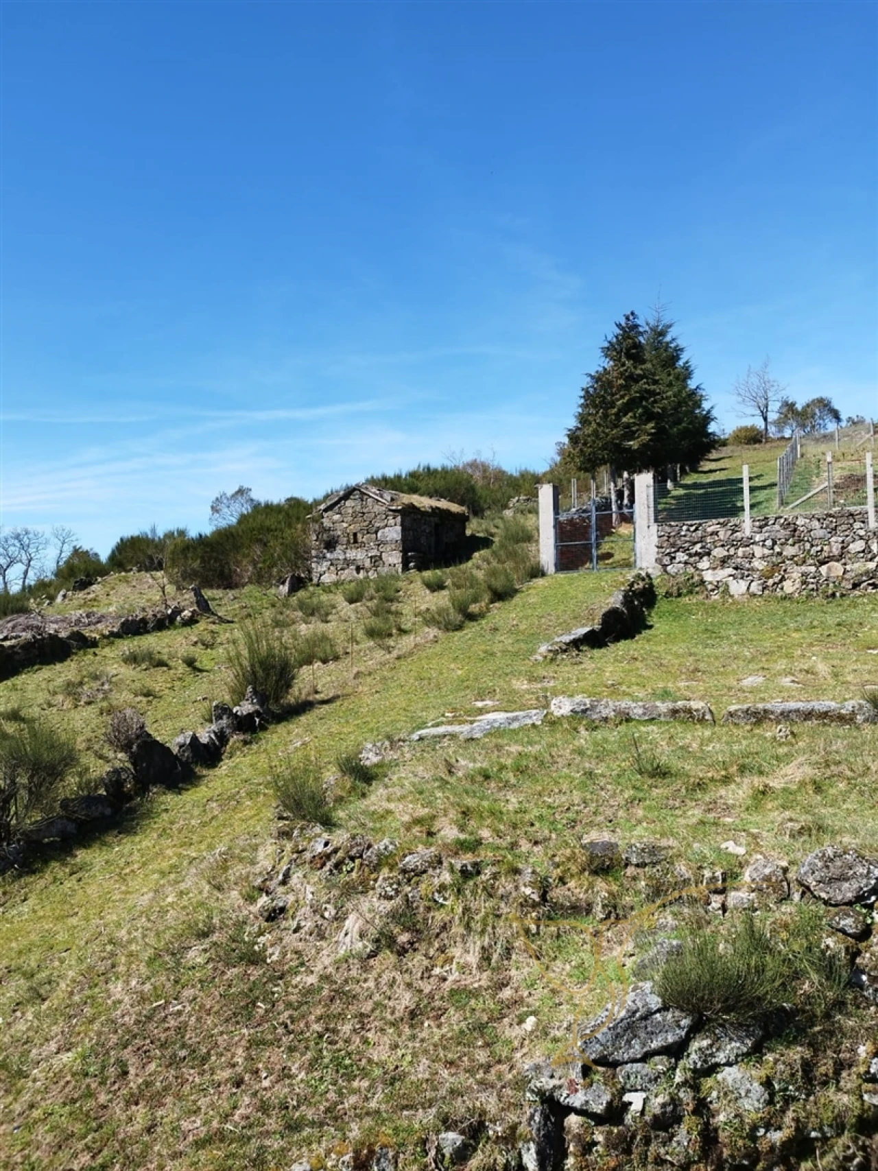 Moradia T0 para Venda em Castro Laboreiro e Lamas de Mouro Foto 27