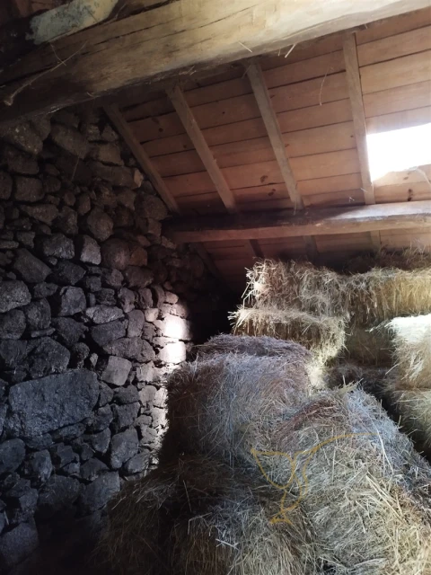 Moradia T0 para Venda em Castro Laboreiro e Lamas de Mouro