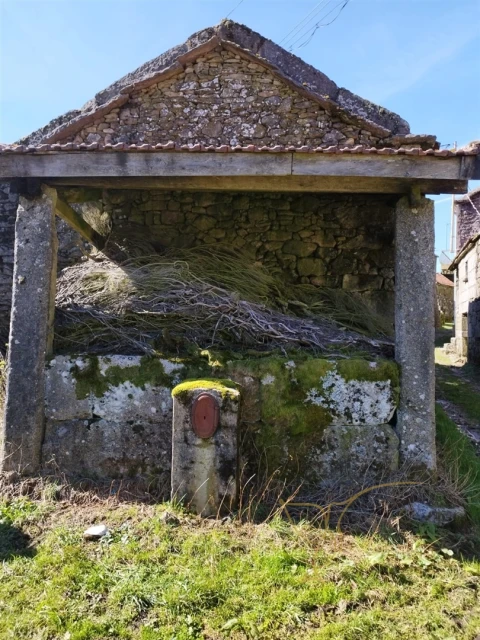 Moradia T0 para Venda em Castro Laboreiro e Lamas de Mouro
