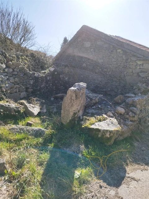 Moradia T0 para Venda em Castro Laboreiro e Lamas de Mouro