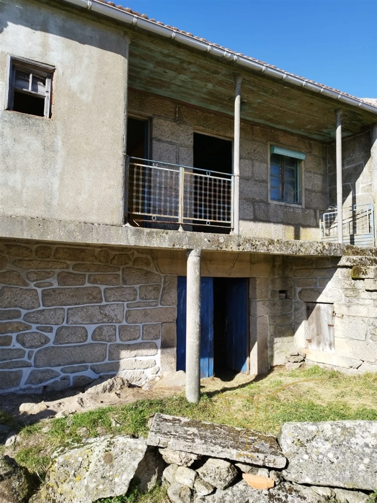 Moradia T0 para Venda em Castro Laboreiro e Lamas de Mouro Foto 1