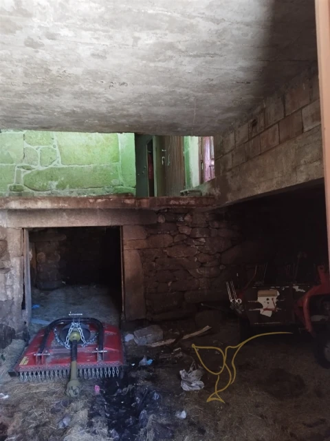 Moradia T0 para Venda em Castro Laboreiro e Lamas de Mouro