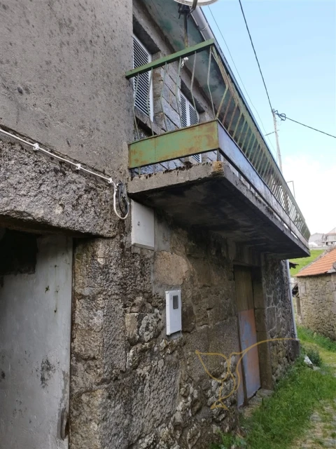 Moradia T0 para Venda em Castro Laboreiro e Lamas de Mouro