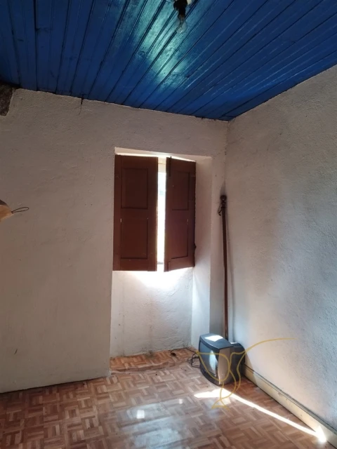 Moradia T0 para Venda em Castro Laboreiro e Lamas de Mouro