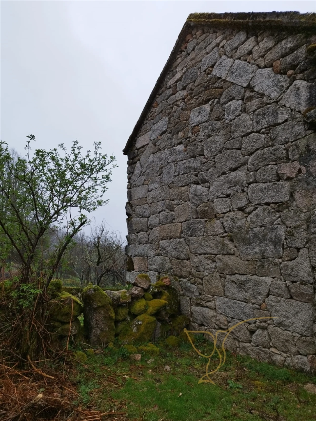 Moradia T0 para Venda em Castro Laboreiro e Lamas de Mouro Foto 4