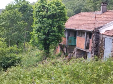 Moradia T0 para Venda em Castro Laboreiro e Lamas de Mouro