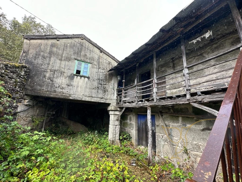 Moradia T3 para Venda em Castro Laboreiro e Lamas de Mouro Foto 13