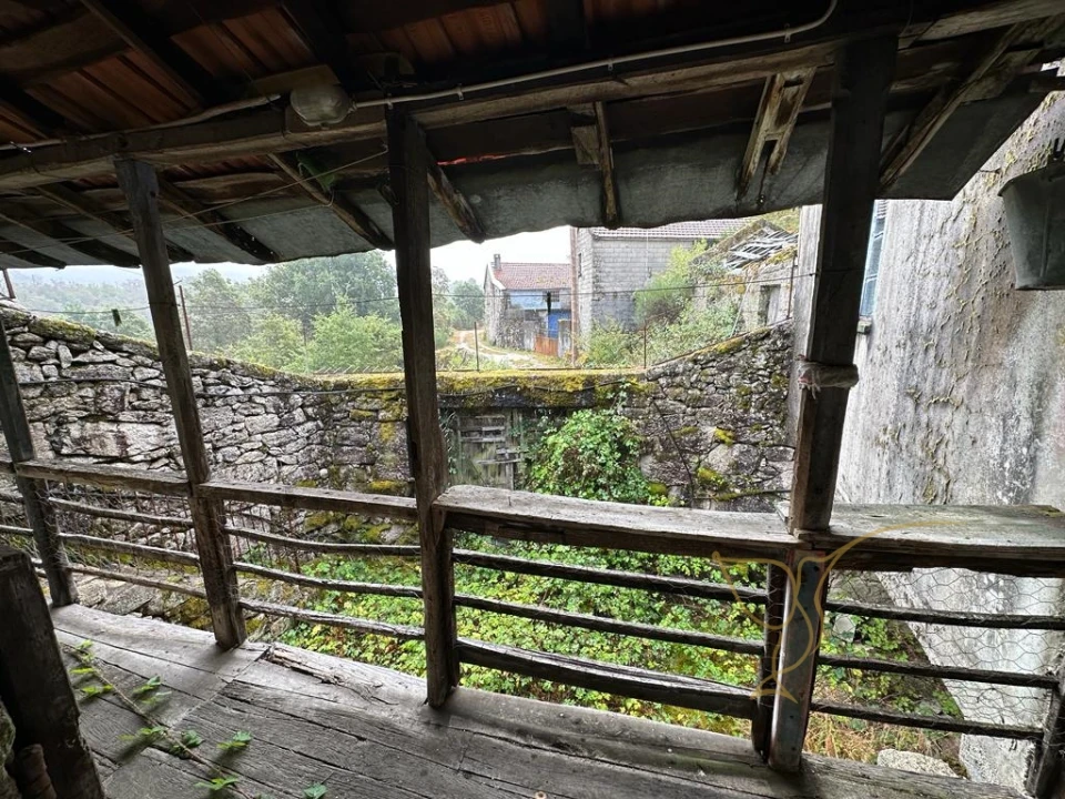 Moradia T3 para Venda em Castro Laboreiro e Lamas de Mouro Foto 15