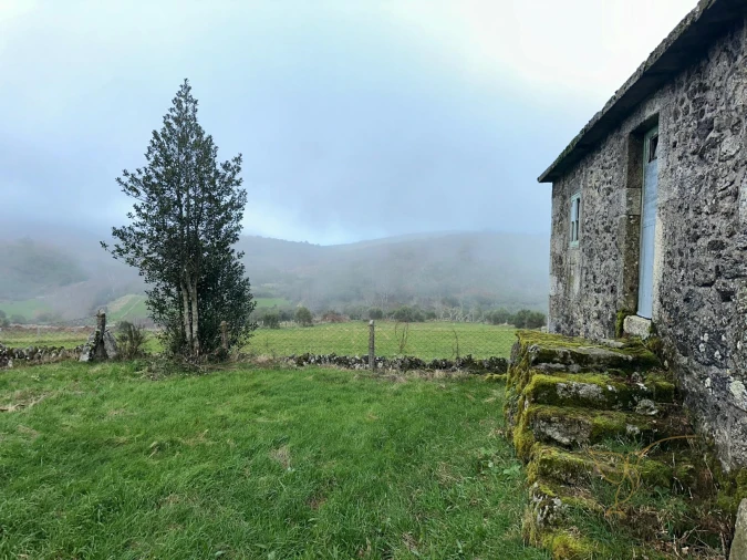 Moradia T4 para Venda em Castro Laboreiro e Lamas de Mouro Foto 4