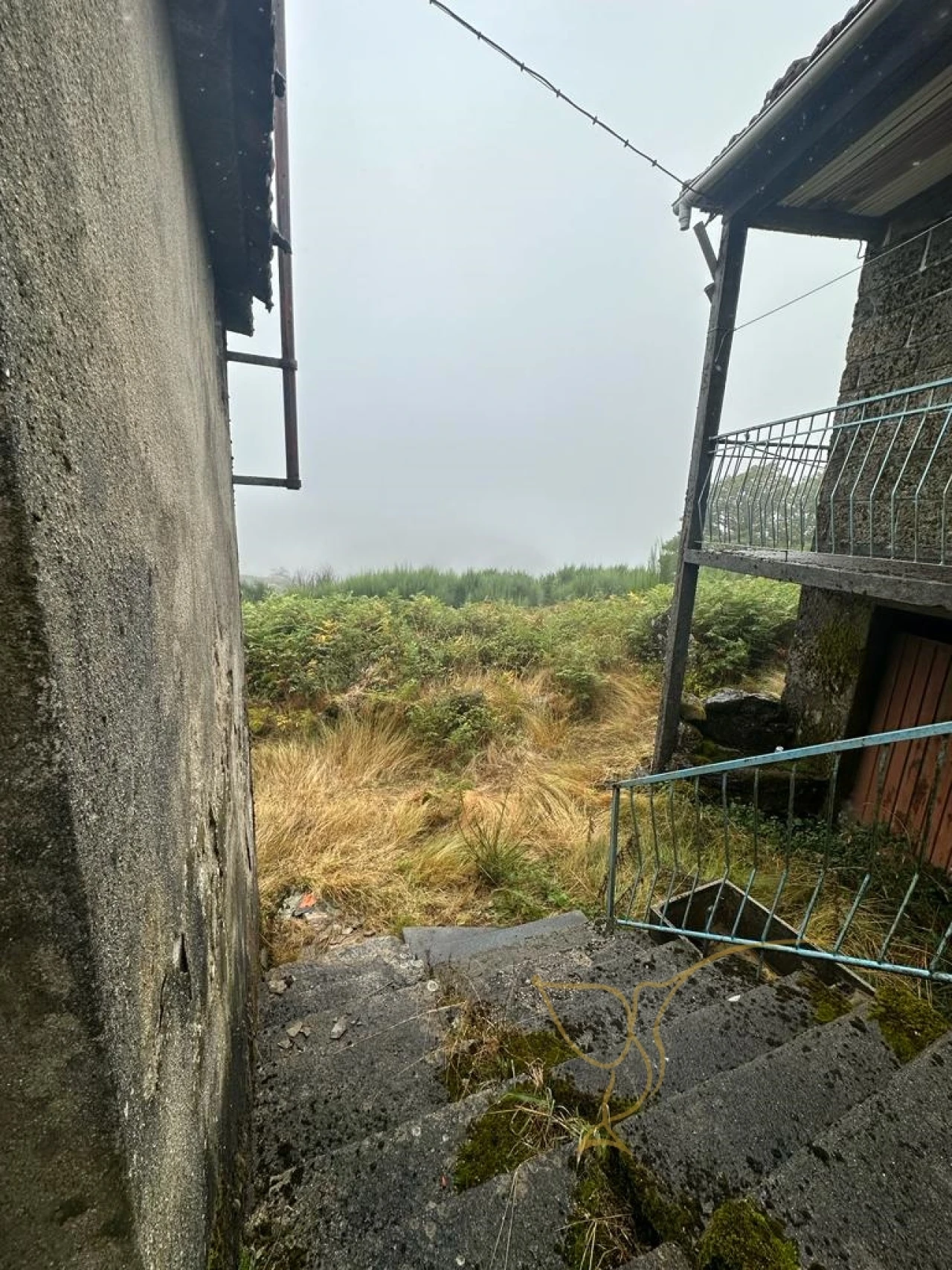 Moradia T0 para Venda em Castro Laboreiro e Lamas de Mouro Foto 3