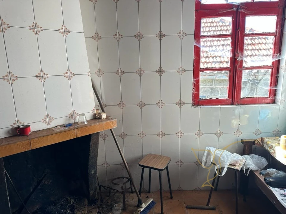 Moradia T0 para Venda em Castro Laboreiro e Lamas de Mouro Foto 11