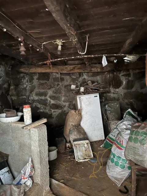 Moradia T0 para Venda em Castro Laboreiro e Lamas de Mouro