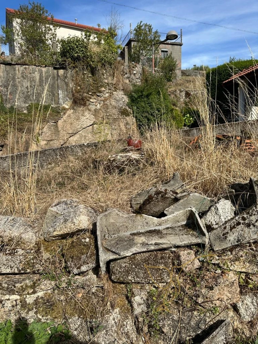 Moradia T0 para Venda em Castro Laboreiro e Lamas de Mouro Foto 15