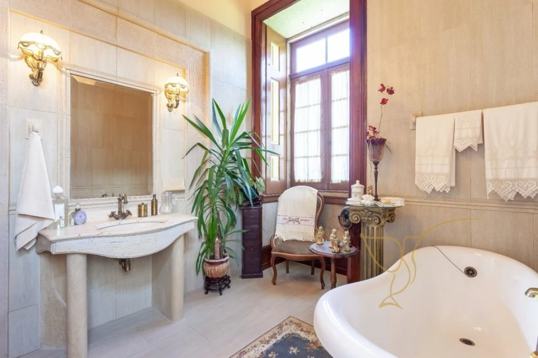 Moradia T5 para Venda em Cristoval Foto 35