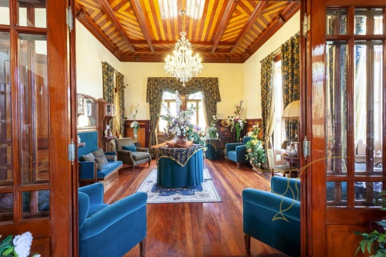 Moradia T5 para Venda em Cristoval Foto 27