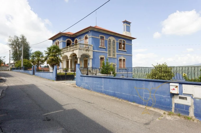 Moradia T5 para Venda em Cristoval Foto 5