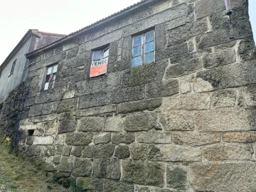 Moradia T0 para Venda em Castro Laboreiro e Lamas de Mouro