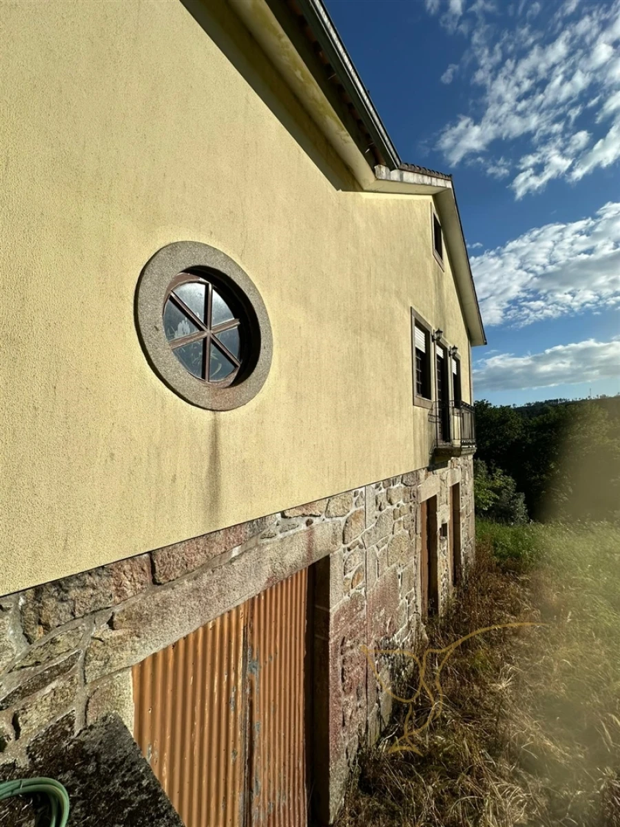 Moradia T7 para Venda em Mentrestido Foto 3