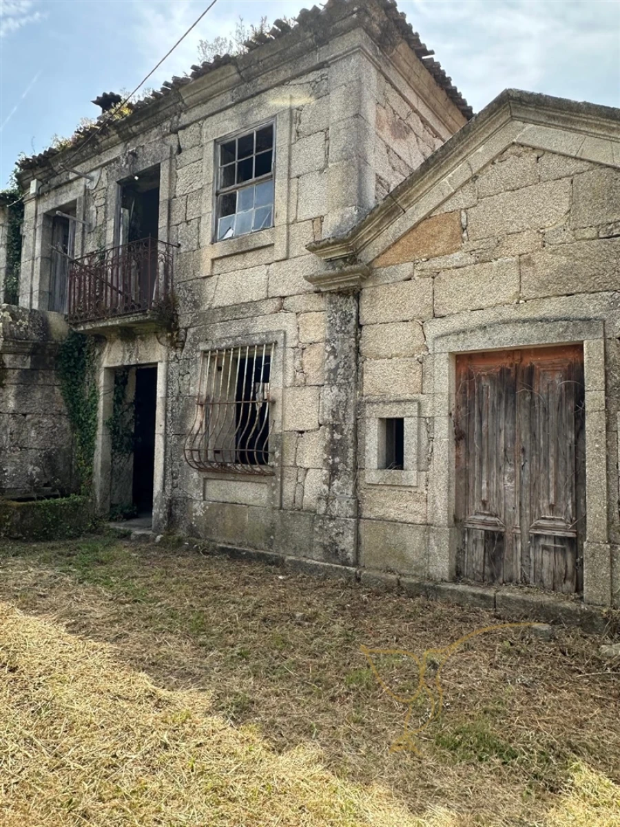 Moradia T0 para Venda em Riba de Mouro Foto 2