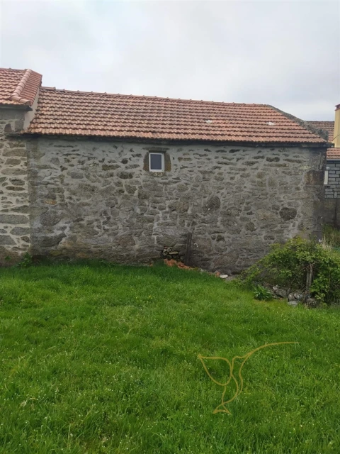 Moradia T0 para Venda em Castro Laboreiro e Lamas de Mouro