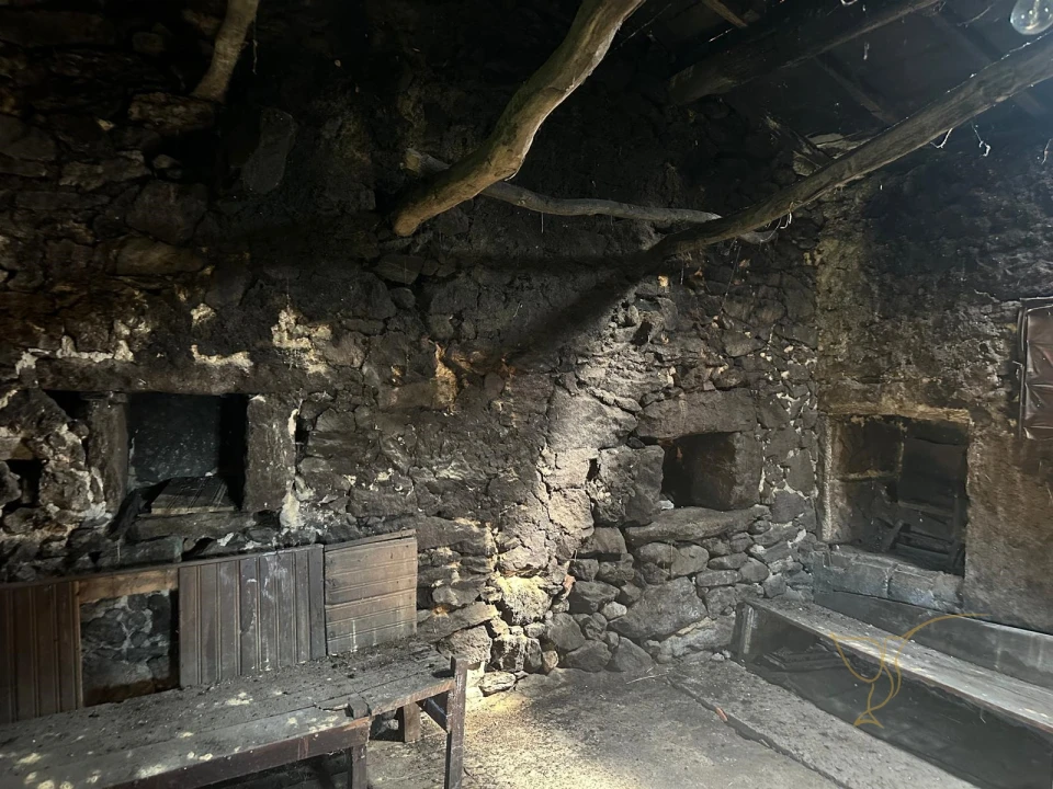 Moradia T0 para Venda em Castro Laboreiro e Lamas de Mouro Foto 12