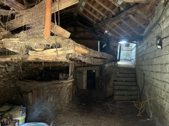 Moradia T0 para Venda em Castro Laboreiro e Lamas de Mouro Foto 10