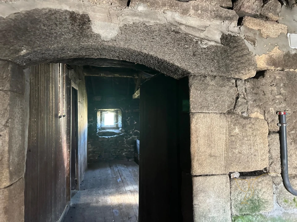 Moradia T0 para Venda em Castro Laboreiro e Lamas de Mouro Foto 17