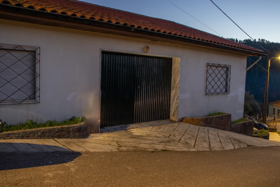 Moradia T3 para Venda em Almalagues Foto 32