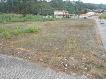 Terreno para Venda em Taveiro, Ameal e Arzila