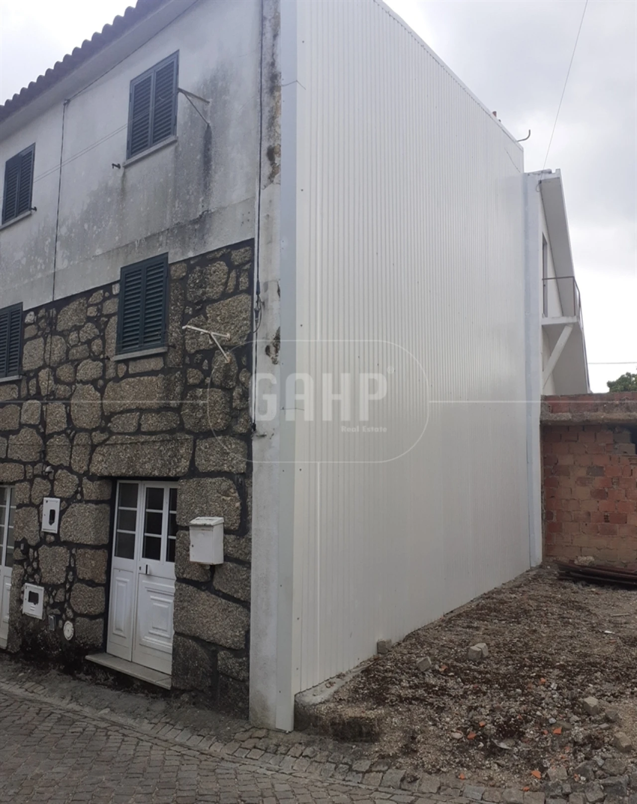 Moradia T1 para Venda em Candosa Foto 8