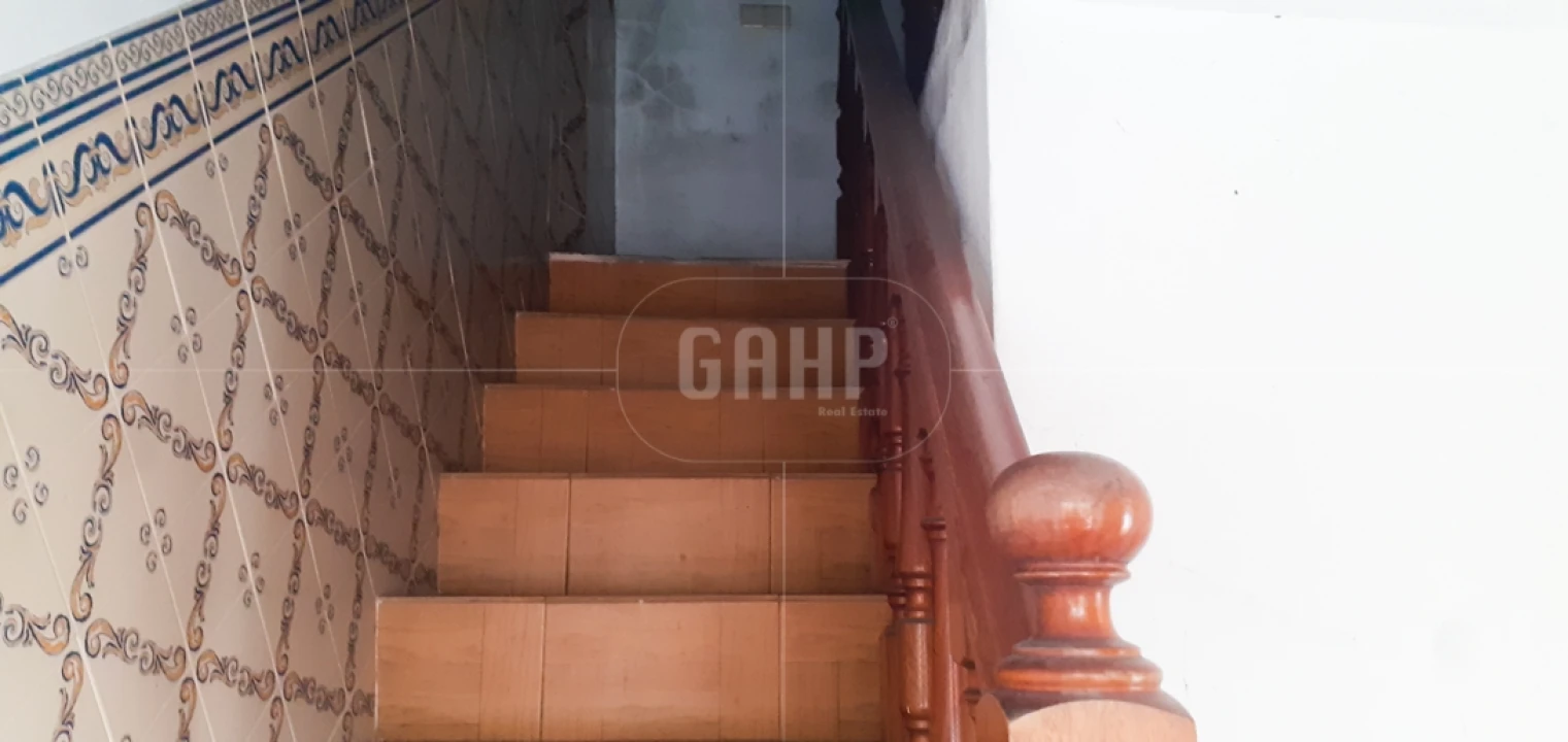 Moradia T1 para Venda em Candosa Foto 5