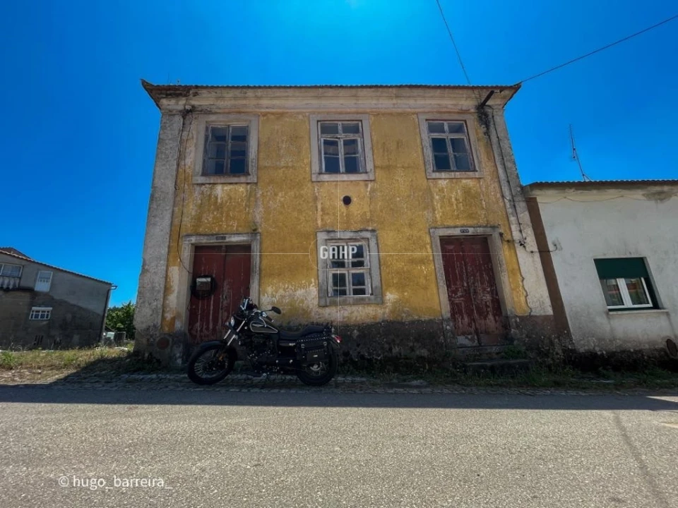 Moradia T4 para Venda em Avelar Foto 1