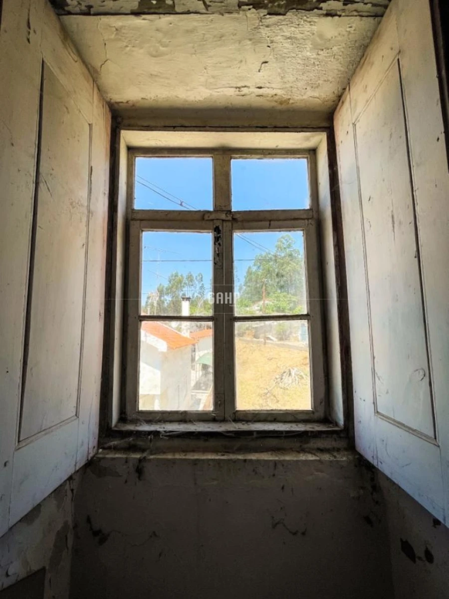 Moradia T4 para Venda em Avelar Foto 49