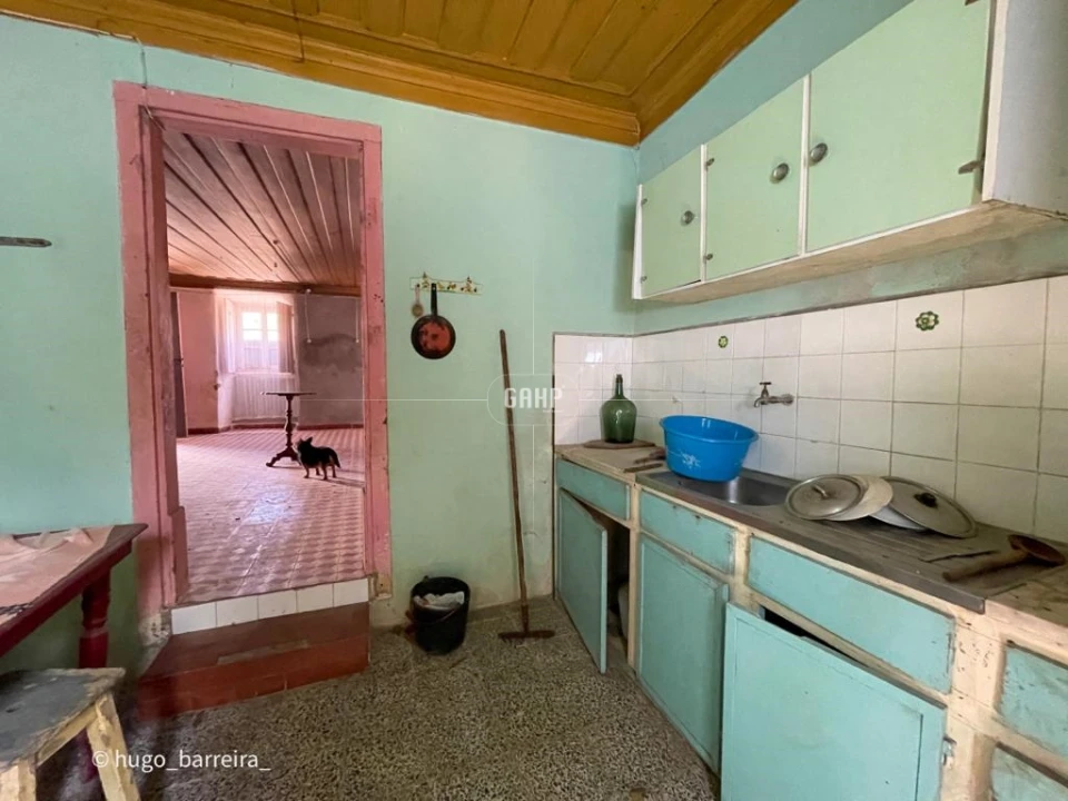 Moradia T4 para Venda em Avelar Foto 7