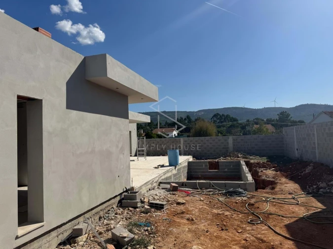 Moradia T3 para Venda em Aljubarrota Foto 14