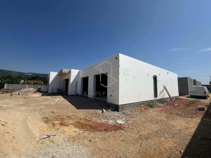 Moradia T3 para Venda em Aljubarrota Foto 38