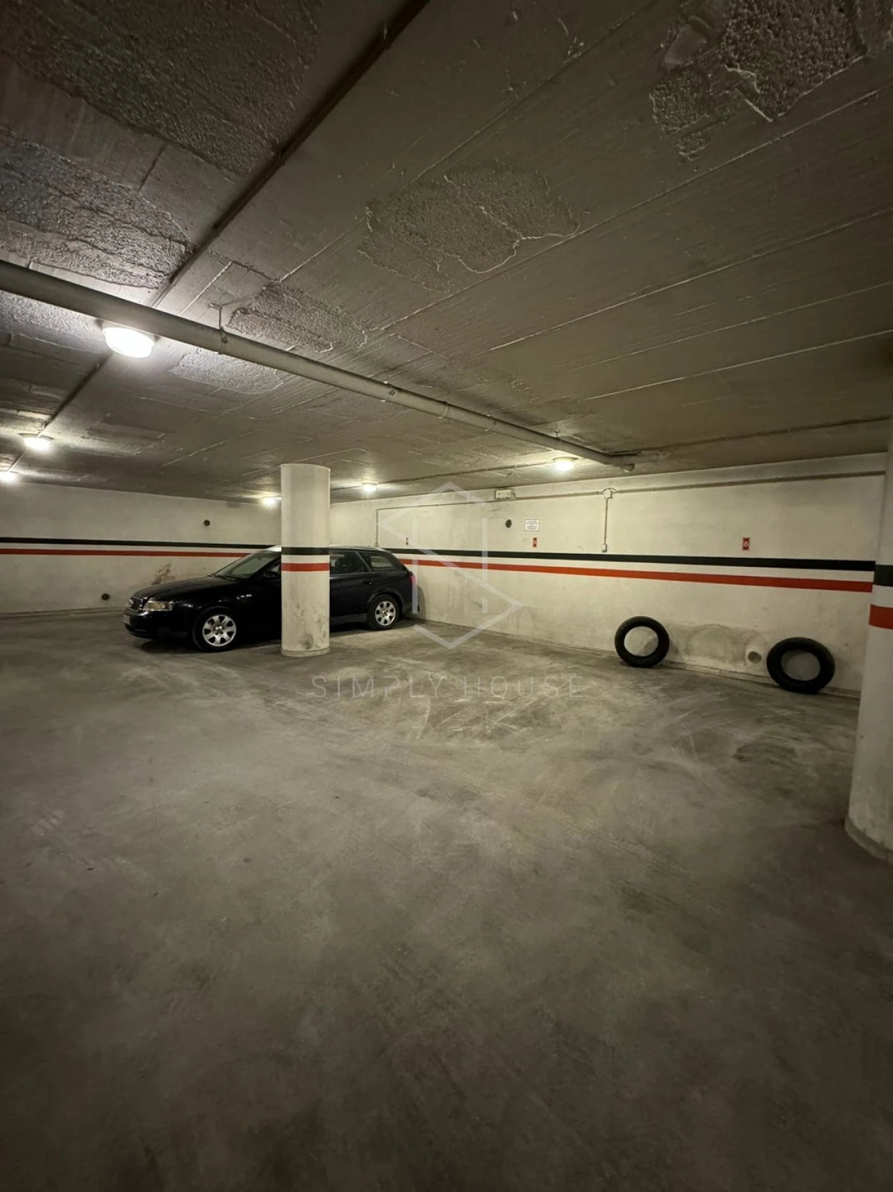 Garagem para Venda em Benedita Foto 4