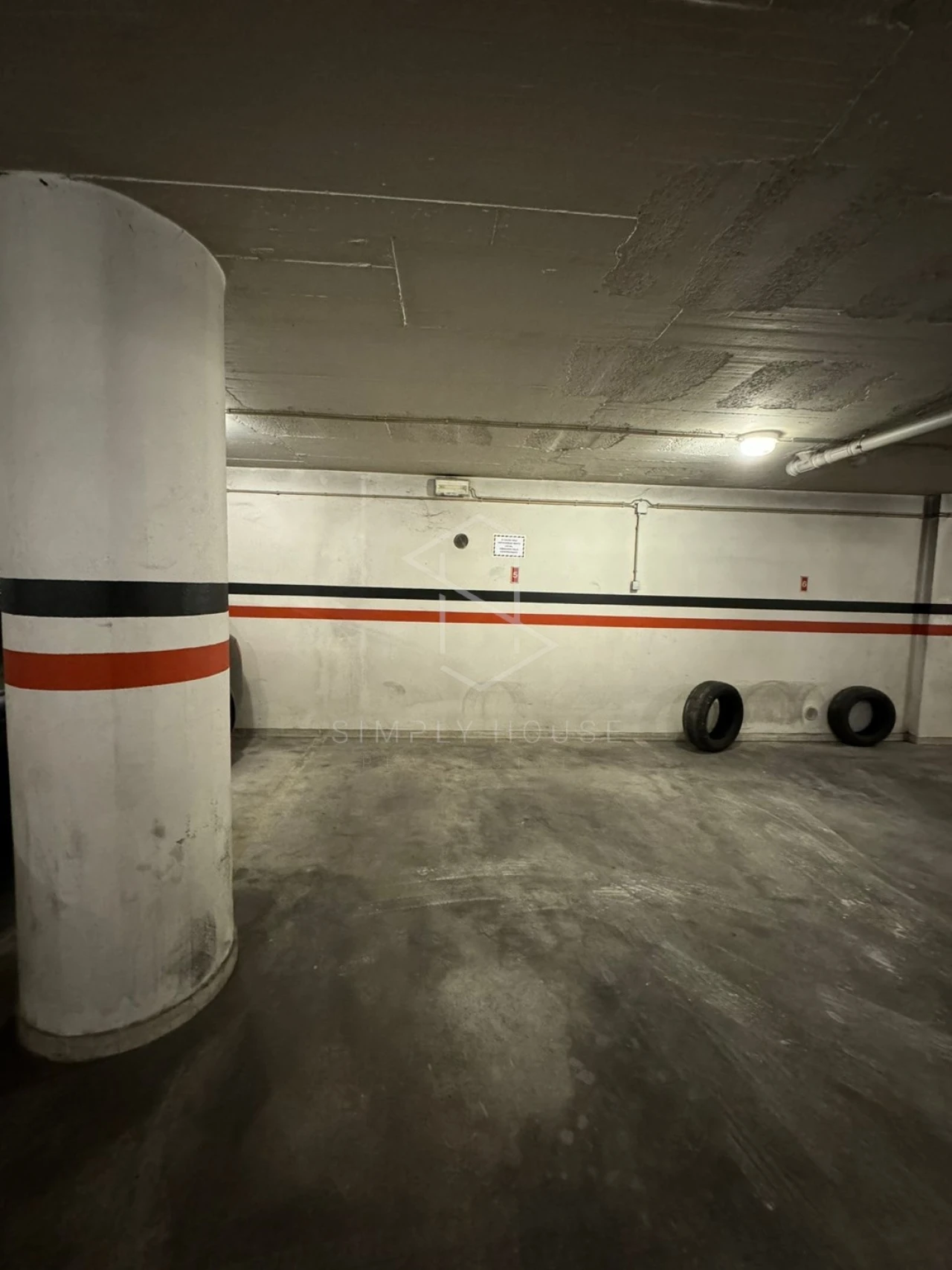 Garagem para Venda em Benedita Foto 2