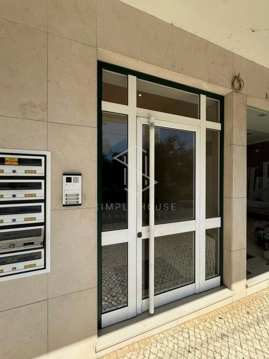 Garagem para Venda em Benedita Foto 8