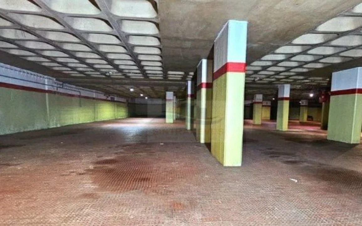 Garagem para Venda em Venteira Foto 5