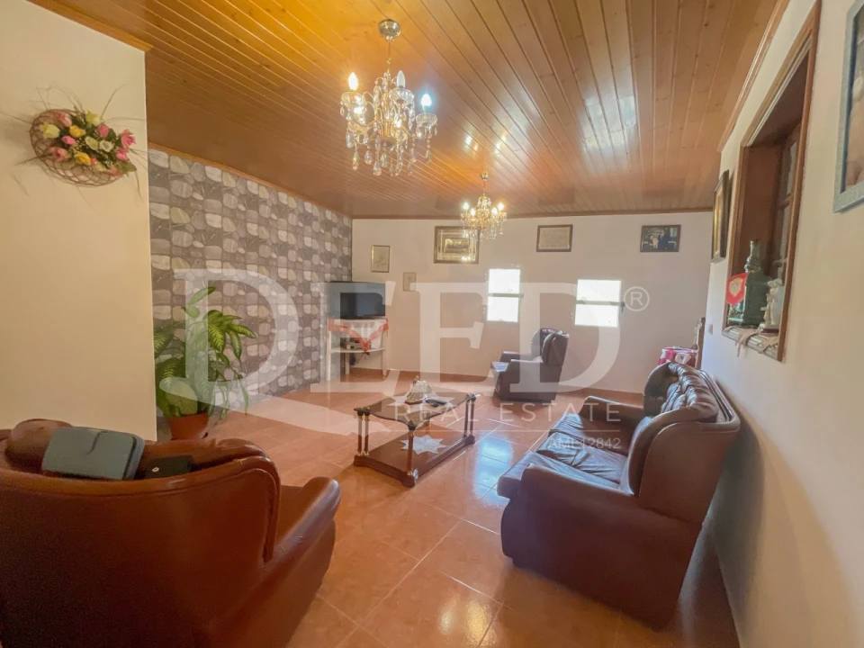 Moradia T3 para Venda em Ribeira Brava Foto 11