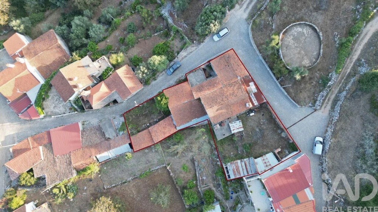 Moradia T3 para Venda em Alvorge Foto 29