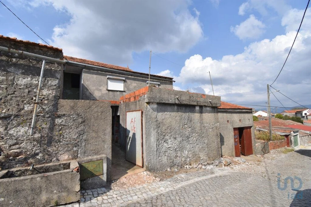 Moradia T3 para Venda em Alvorge Foto 3