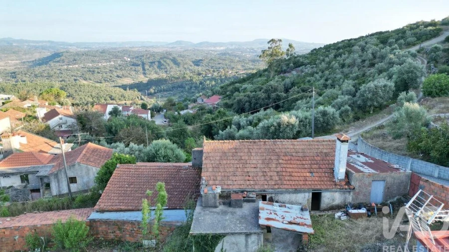 Moradia T3 para Venda em Alvorge Foto 30