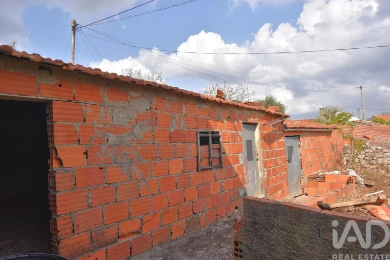 Moradia T3 para Venda em Alvorge Foto 27