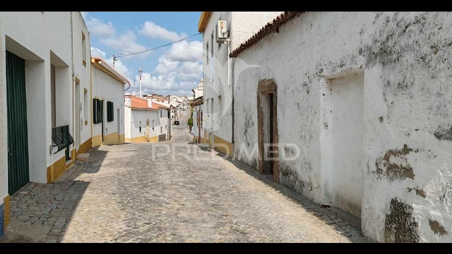 Moradia T2 para Venda em Alagoa